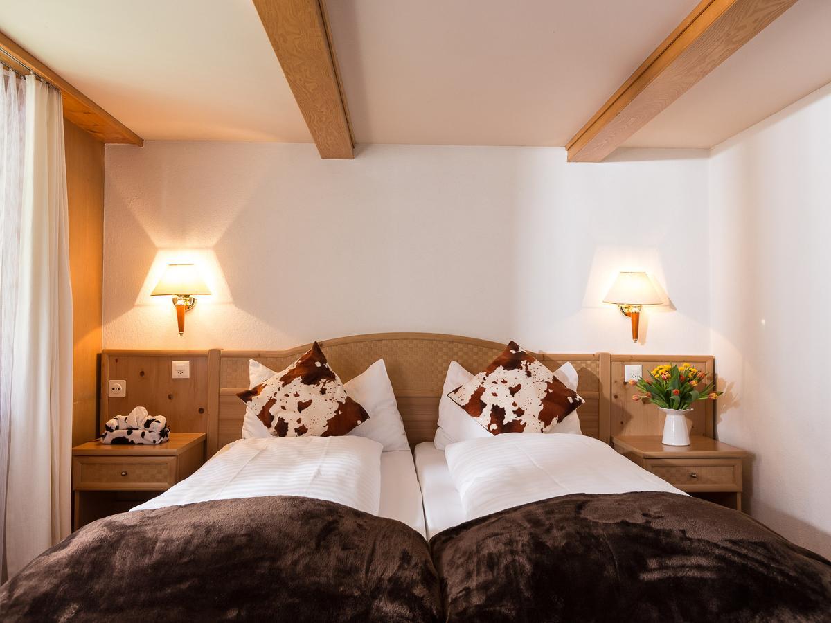 Hotel Oberland Lauterbrunnen Zimmer foto