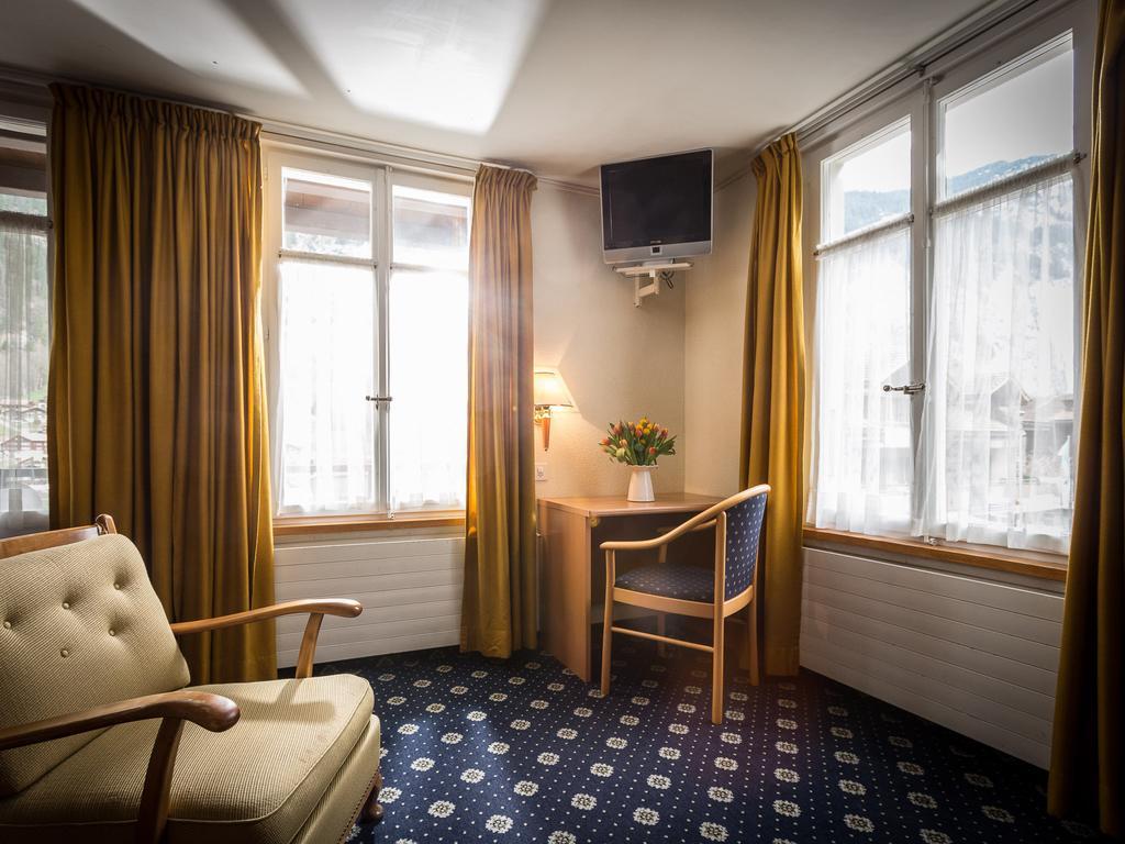 Hotel Oberland Lauterbrunnen Zimmer foto